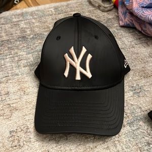 Yankees hat